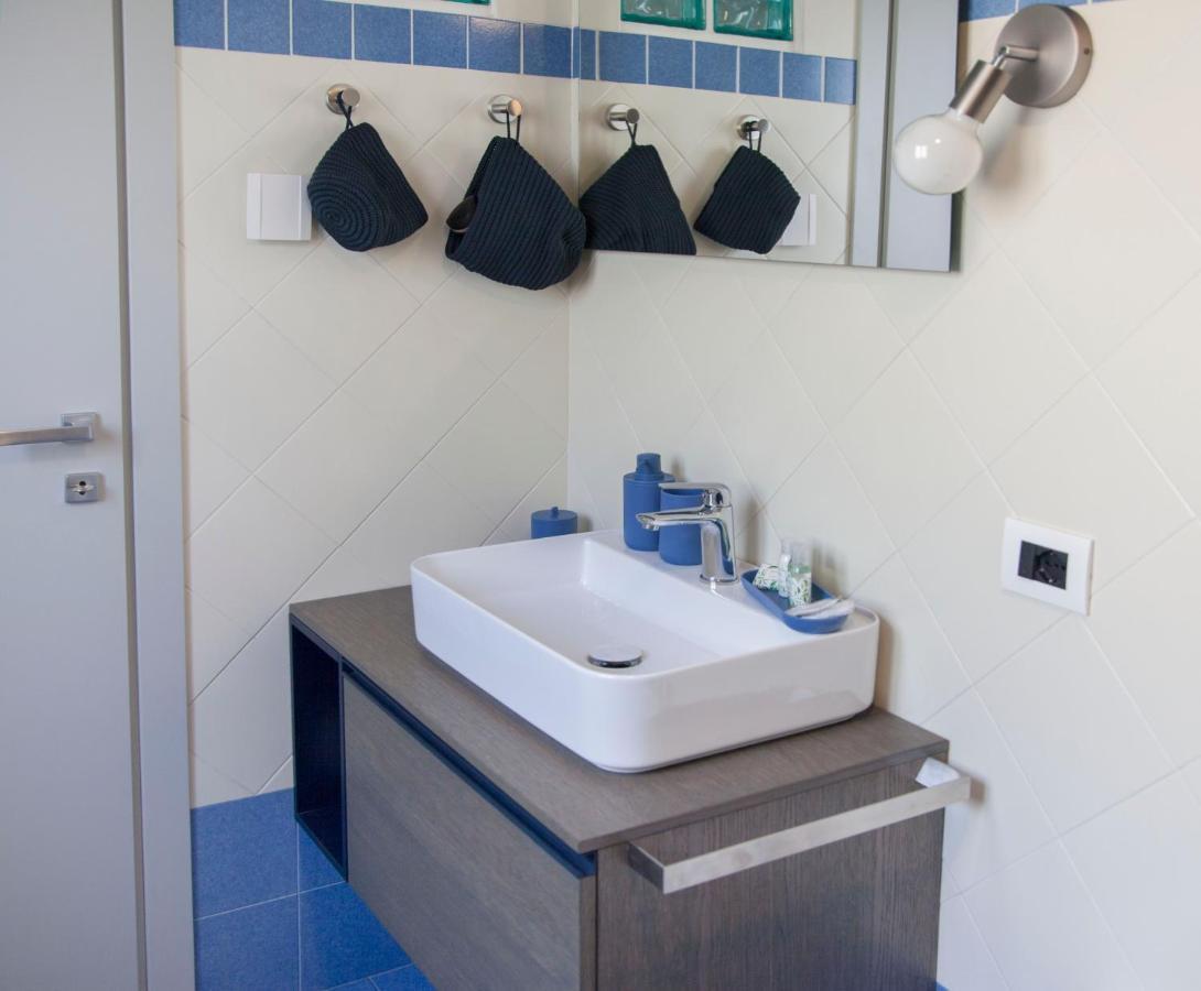 Moncrivel Rooms & Relax Benevello Εξωτερικό φωτογραφία